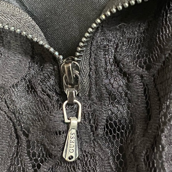 Guess Tulle & Lace Mini Skirt - Picture 6 of 14